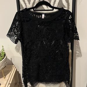Xhilaration - Sz: L - Black Short Sleeve Lace Top